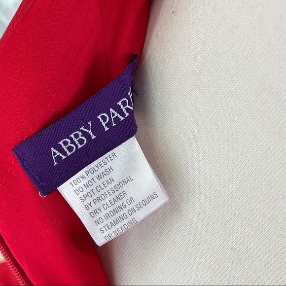 Red Off-the-Shoulder Formal Dress - Picture 5 of 5